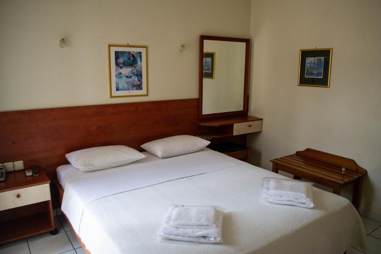 Egnatia Hotel Ioannina Exterior photo
